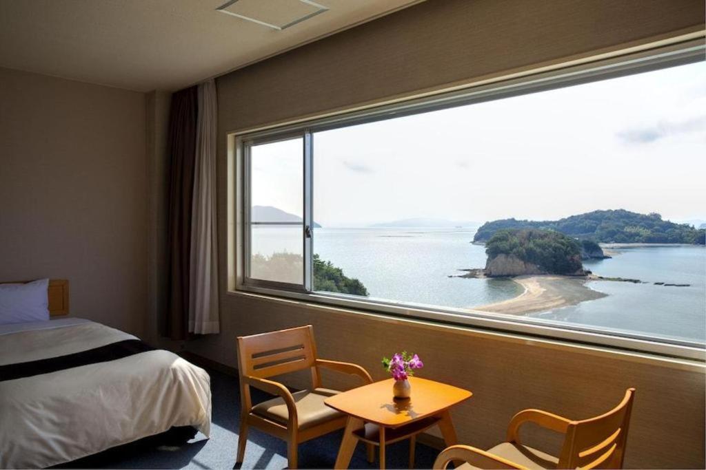 Shodoshima International Hotel Tonoso Kültér fotó